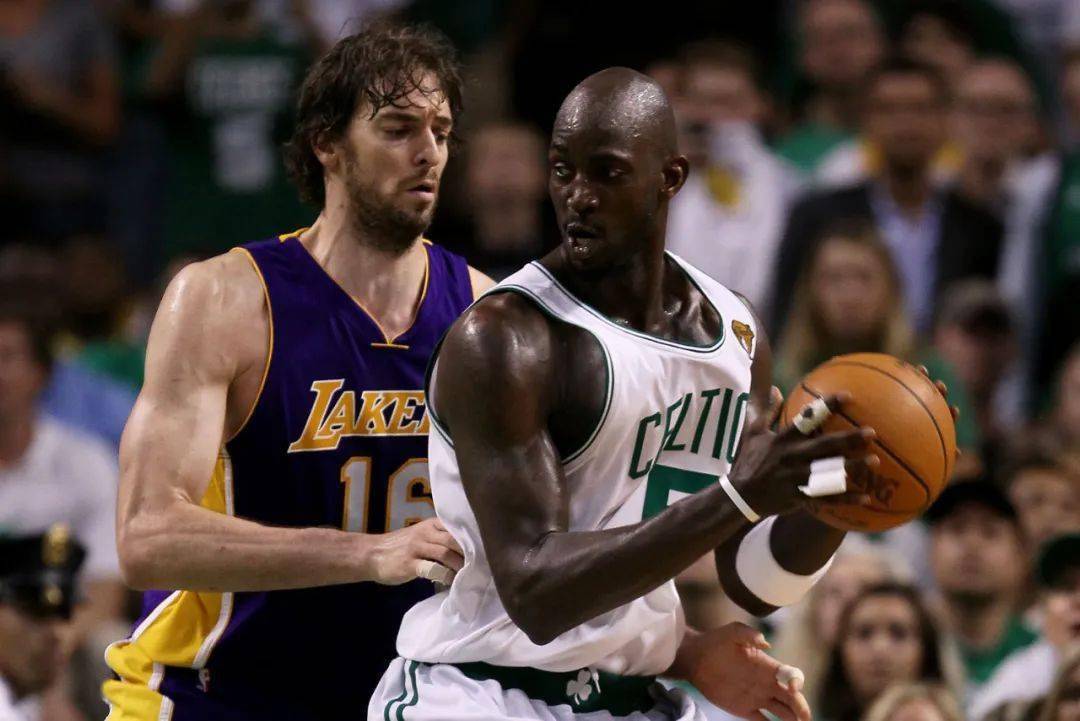 的海豚腿长 的海豚腿长